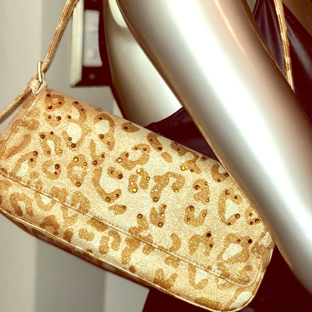 Pre-loved Wild print sexy purse- Liz Claiborne